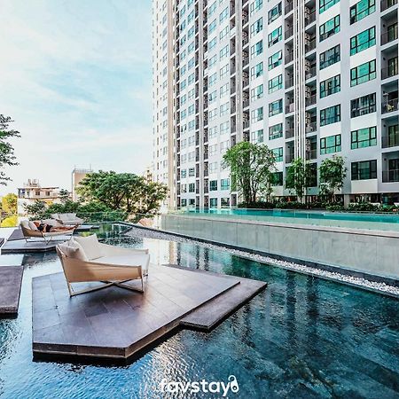 Favstay - The Base Central Pattaya Extérieur photo