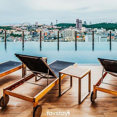 Favstay - The Base Central Pattaya Extérieur photo