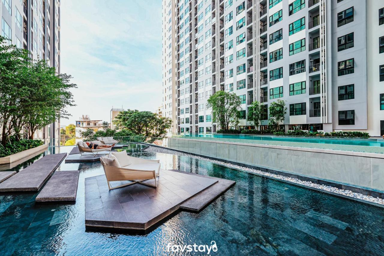 Favstay - The Base Central Pattaya Extérieur photo