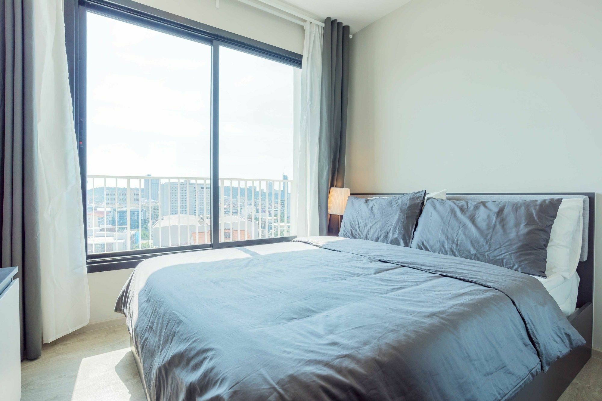 Favstay - The Base Central Pattaya Extérieur photo
