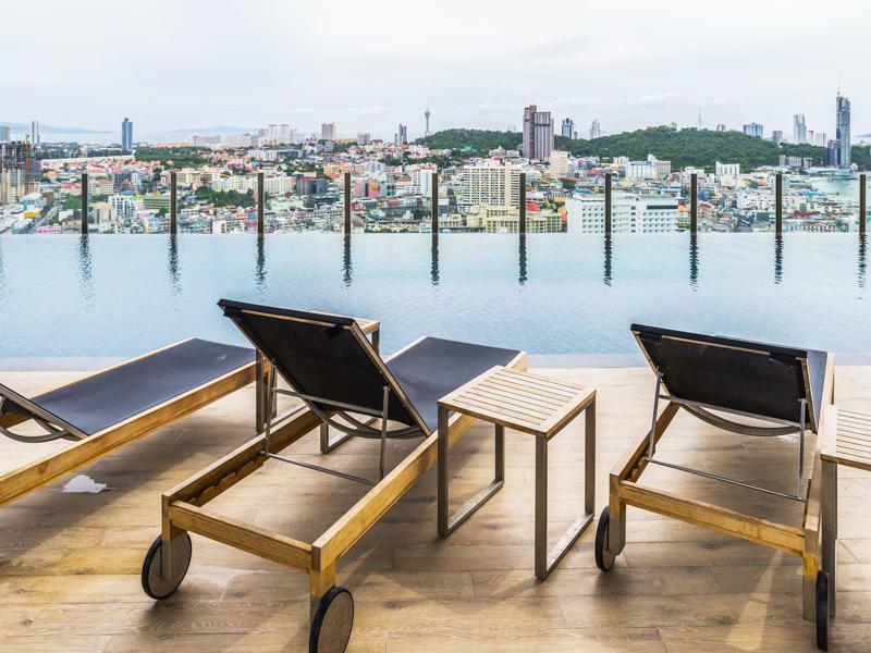 Favstay - The Base Central Pattaya Extérieur photo