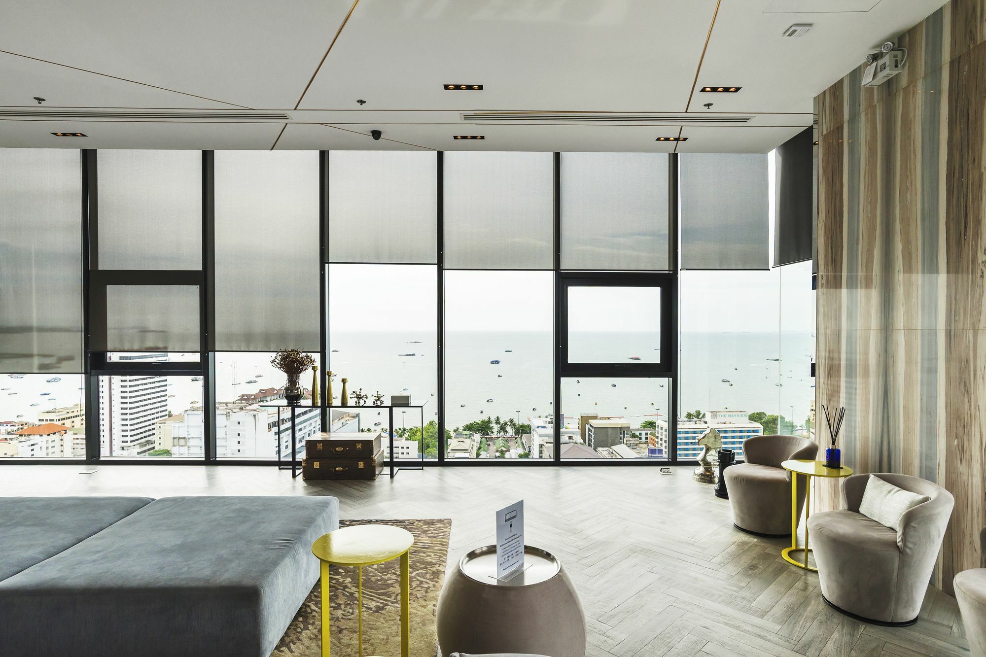 Favstay - The Base Central Pattaya Extérieur photo