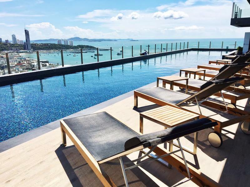 Favstay - The Base Central Pattaya Extérieur photo